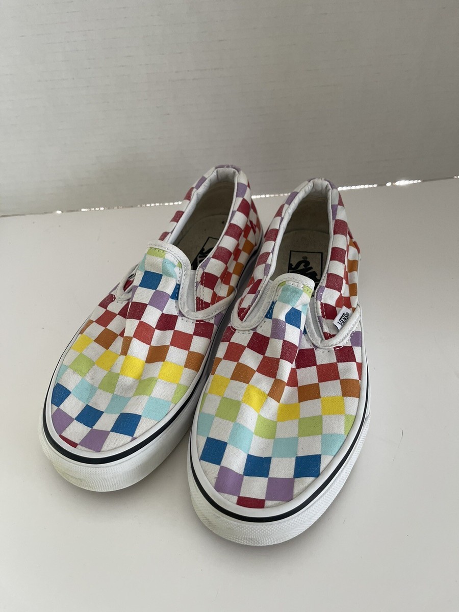 Vans Classic Slip On Rainbow Checkered Women 7/ Men 5.5 Low 