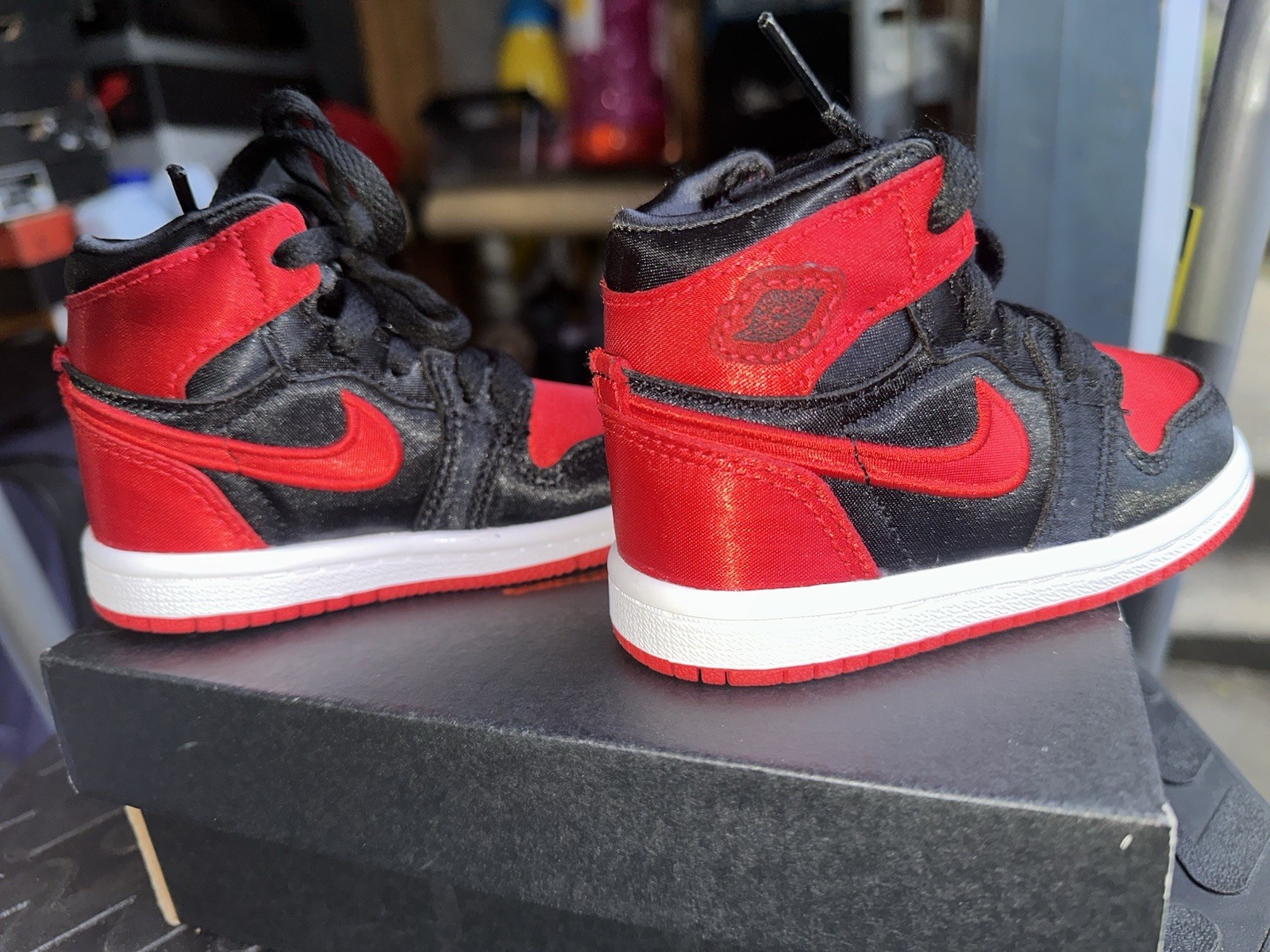 2023 Retro Jordan 1 Satin Bred Toddler Size 5c New In Box