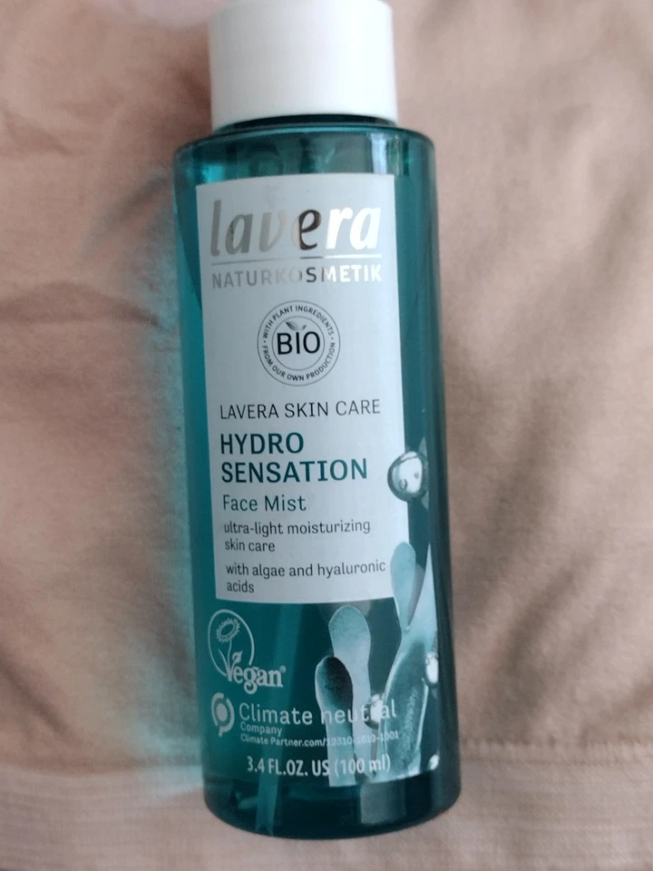 Bruma facial para el cuidado de la piel Lavera Hydro Sensation ácidos hialurónicos 100 ml Foto 2 de 4