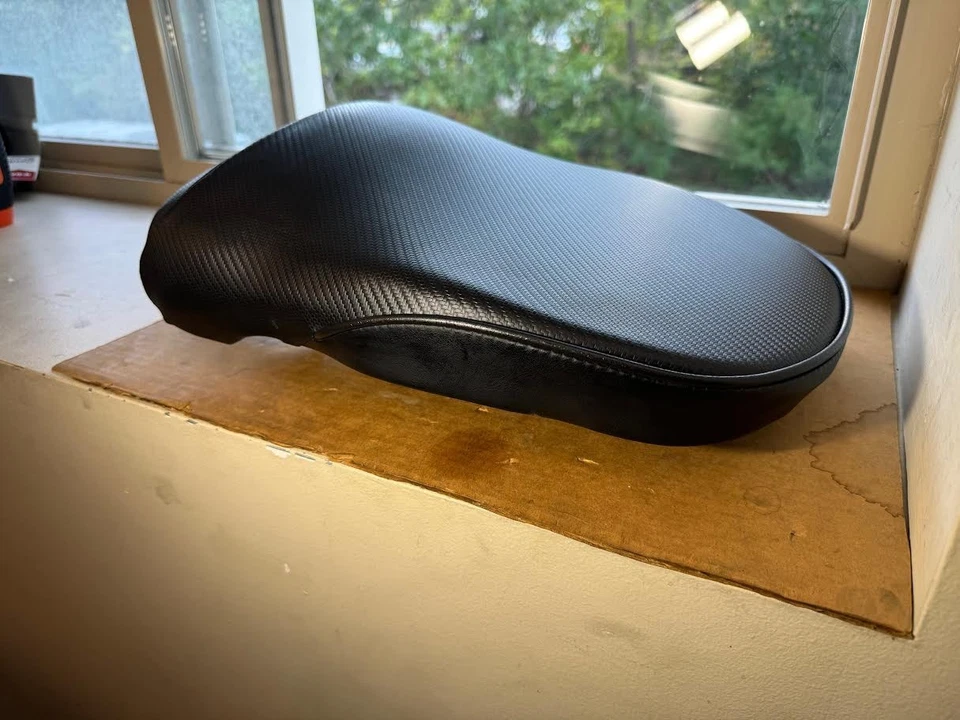 Sargent Triumph Tiger 800/800XC 2011-19 低乘客座椅 WS-627-19/WS-617R — 第 2/4 张图片