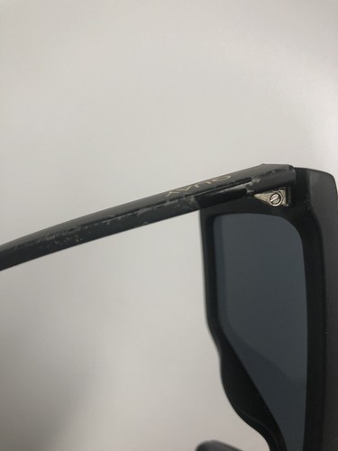 Quay Midsight 125 Sunglasses With Oversized Flat Top Design & Black Frame Read - Picture 11 of 16