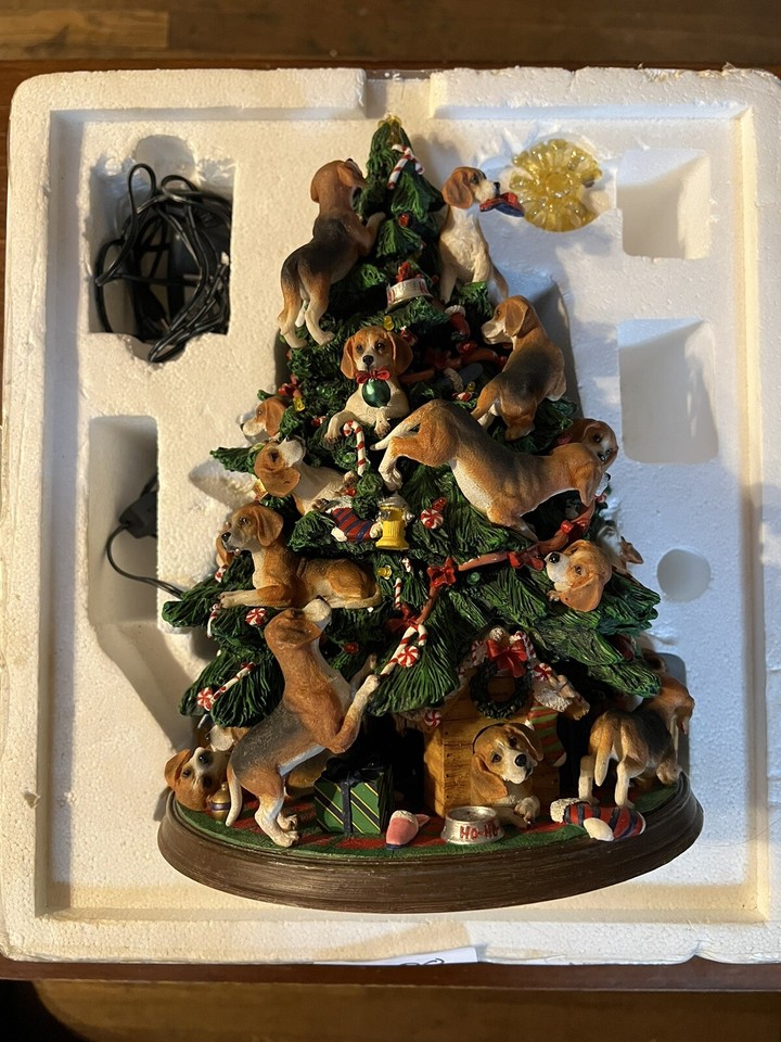 Danbury Mint Beagle Dog Tree Works Plug In With Star!!! eBay