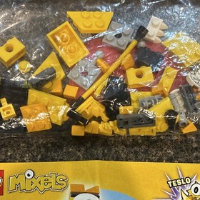LEGO Mixels Teslo 41506 Minifigure Bulk Lot Parts w/ Instructions Yellow/Gray