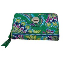 Vera Bradley Turn Lock Wallet Emerald Paisley Quilted Cotton Zip Closure Retired