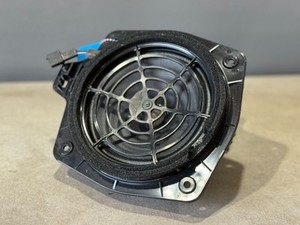 8H0035411B  Subwoofer Lautsprecher Bass box BOSE für AUDI TT 8J TTS