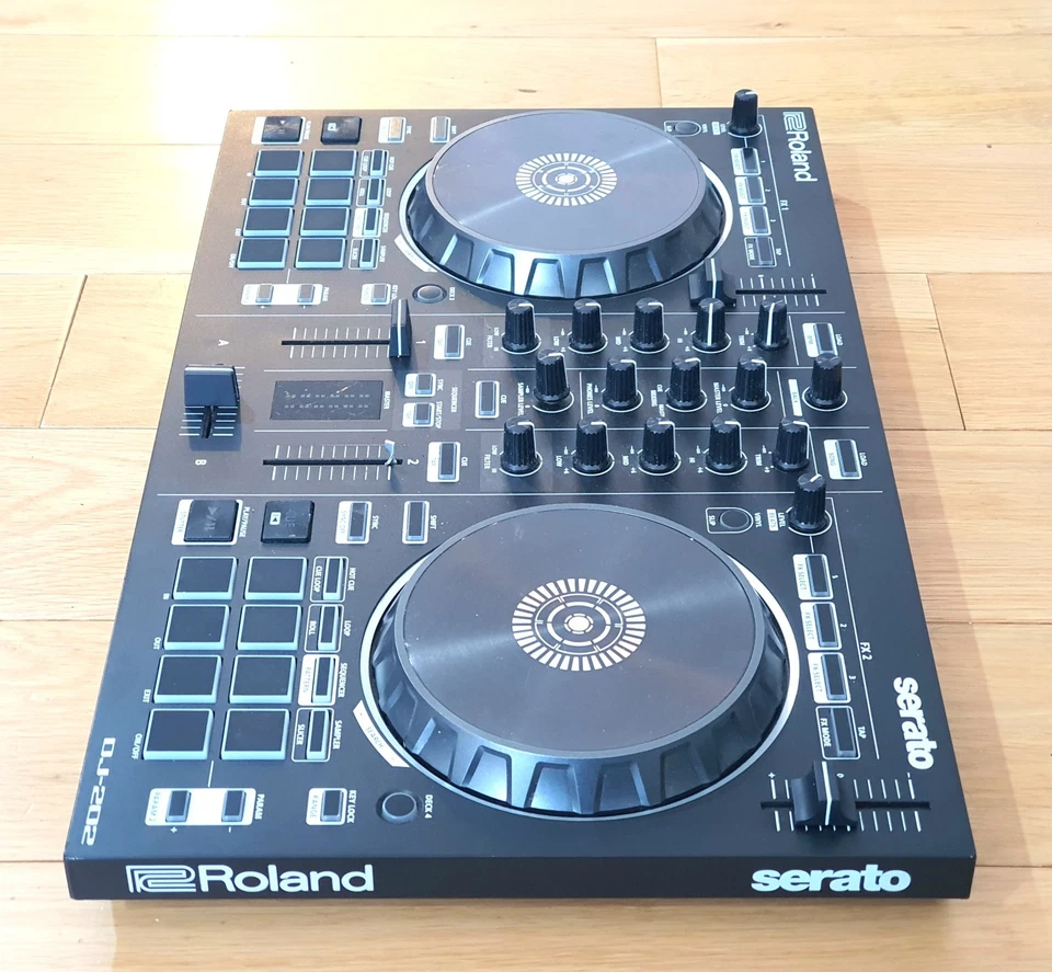 Roland DJ-202 DJ Controller - See Details - Image 4 of 4
