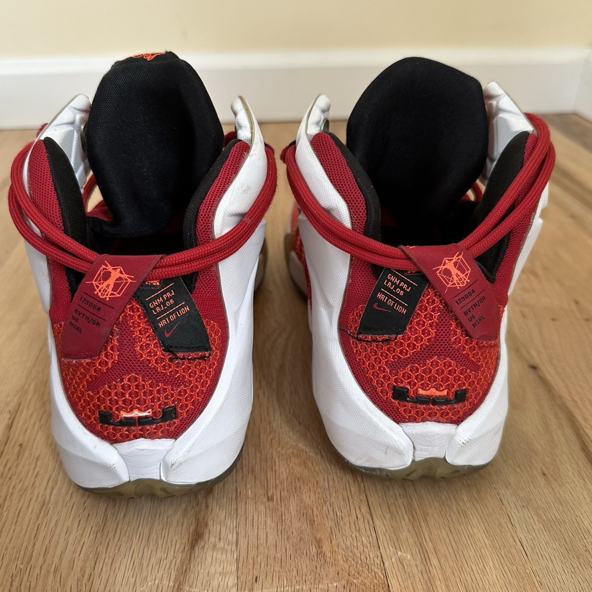Nike LeBron 12 Heart Of A Lion 2014 Size 10 Red White | eBay
