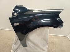 VW Fox 5Z orig Kotflügel vorn rechts Beifahrerseite L041 Brillantschwarz Bj 2006
