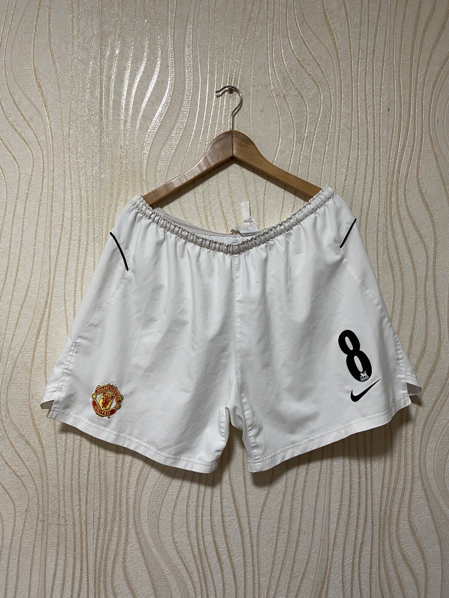 MANCHESTER UNITED 2004 2006 HOME FOOTBALL SOCCER SHORTS NIKE