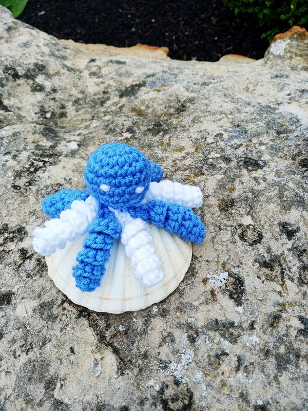 Catnip Octopus Cat Toy.  Blue & White Handmade Crochet Cat Toy w/Organic Catnip