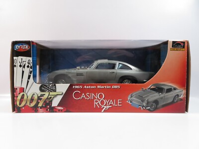 1:18 Ertl 39413 Aston Martin DB5 James Bond Casino Royale B194