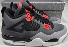 New in Box Size 7 Mens - Jordan 4 Retro Mid D...
