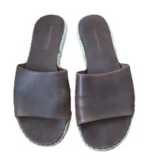 Tommy Bahama Relaxology Ionna Brown Soft Leather Women  s Slip On Sandals Size 8