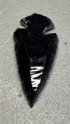 Jungsteinzeit Obsidian Feuerstein geschnitzte Pfeilspitze