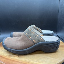 Keen Chambers Women's Size 6 Shoes Clogs Suede Brown Mules