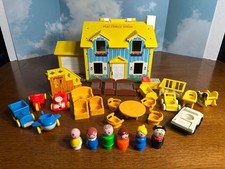 VTG Fisher Price Little People Play Family YELLOW HOUSE 952 with EXTRAS.