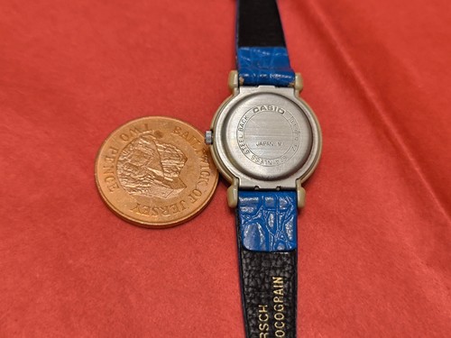Vintage Women Casio Classic Watch 319 Lq-12 - Picture 6 of 8