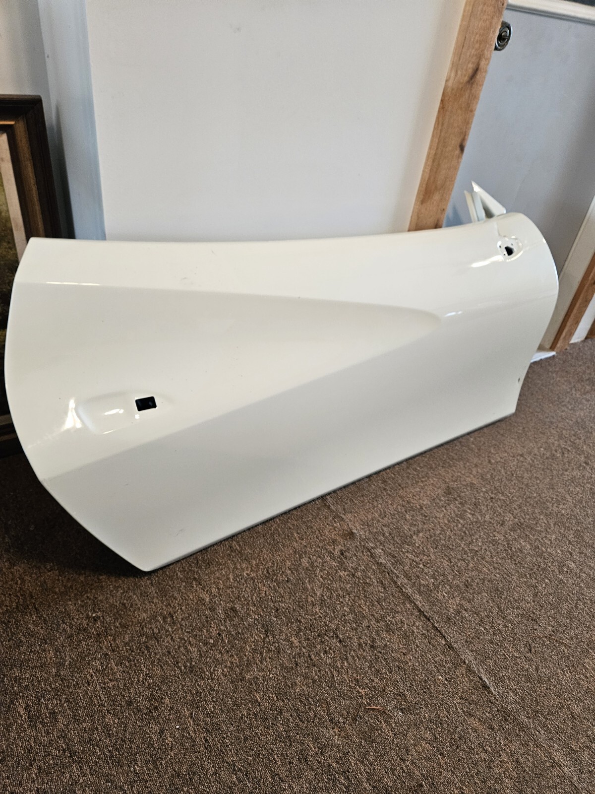 19-23 Ferrari F8 RH Door