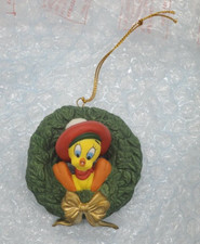 Goebel TWEETY BIRD in Wreath Porcelain Christmas Tree Ornament in Box NIB