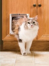 New PetSafe CC10-050-11 2 Way Lock Cat Flap, Small 1-15lbs 61 