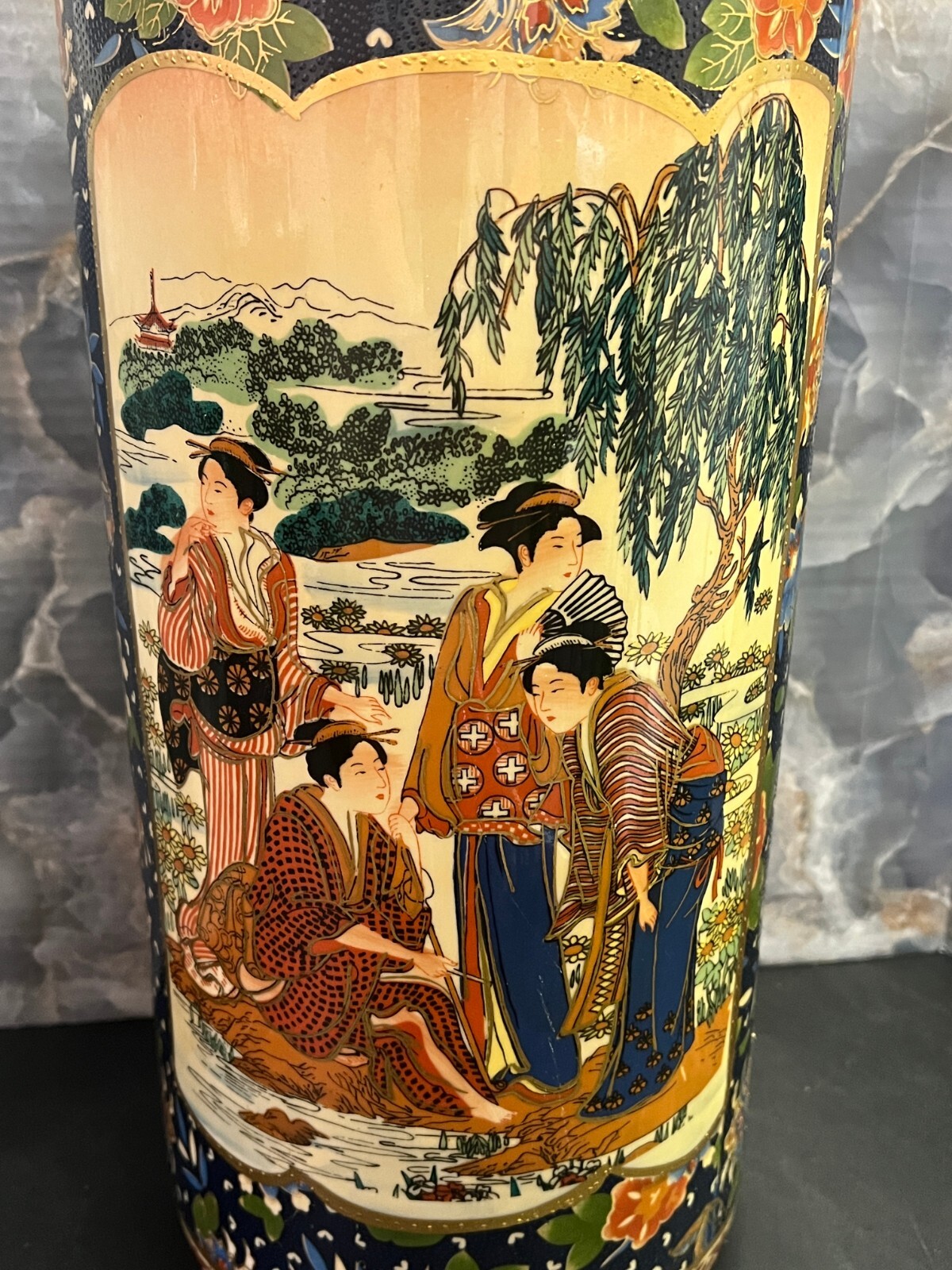 VINTAGE SATSUMA HAND PAINTED MORIAGE 18” GEISHAS FLORAL UMBRELLA CANE STAND VASE