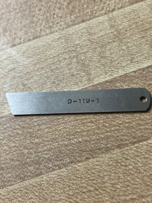 Industrial Wilcox&Gibbs Superlock D-119-7 lower knife