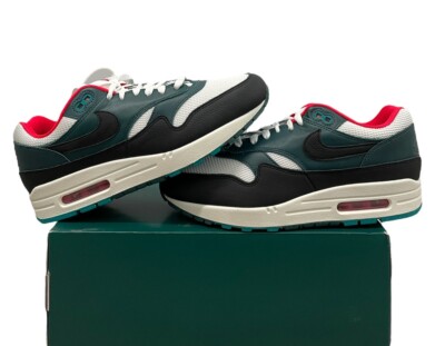 Nike Air Max 1 LeBron James x Liverpool F.C. FB8914-100 Mens  display picture 3