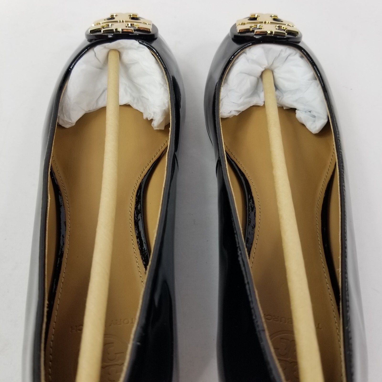 Tory Burch Claire Ballet Flat Shoes Sz 9.5 Patent Leather Black Gold Logo New thumbnail 16