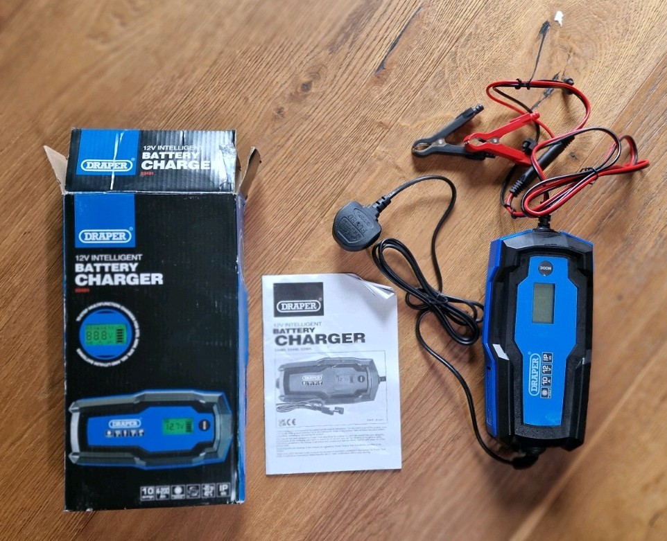 Draper 53489 6V/12V 4A Smart Charger and Battery Maintainer