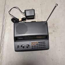 Radio Shack Pro-2018 20-424 Police Fire Weather Alert Ham Scanner with Antenna