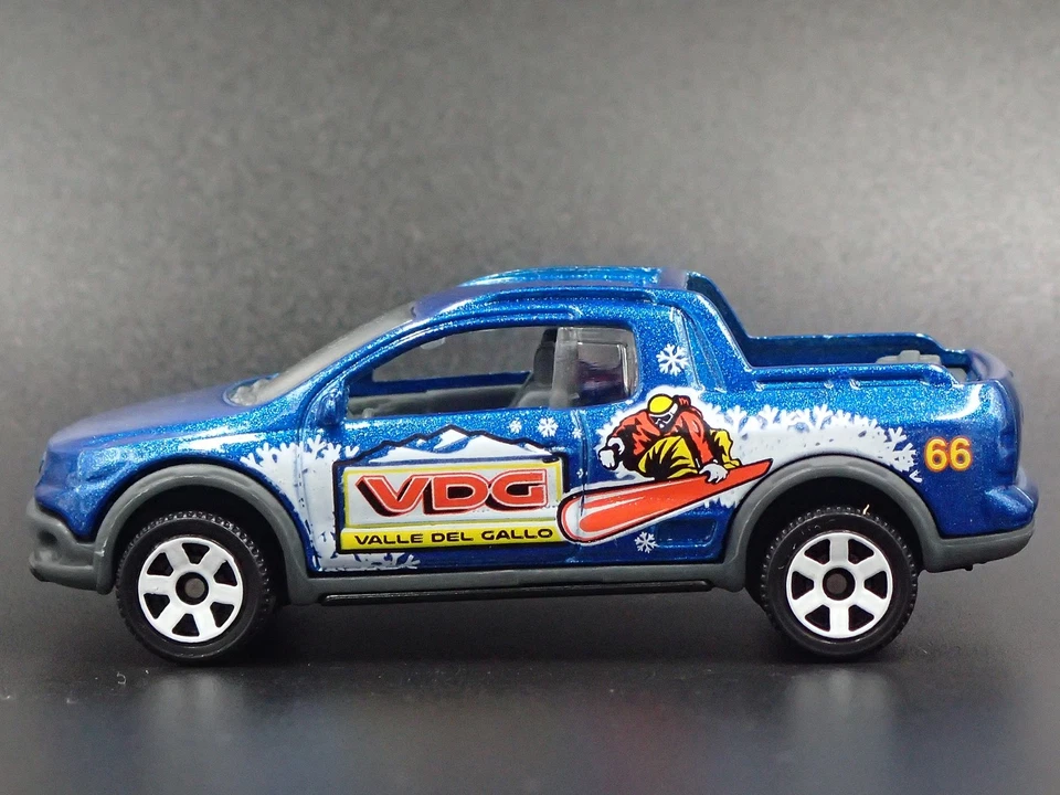 2011-2018 VW Volkswagen Saveiro Camioneta Pickup Azul 1:64 Escala Coche Modelo - Imagen 2 de 4