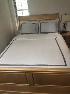 Under The Canopy Organic Hotel Border 3Pc Queen Duvet Set White/Gray 88x92  EUC