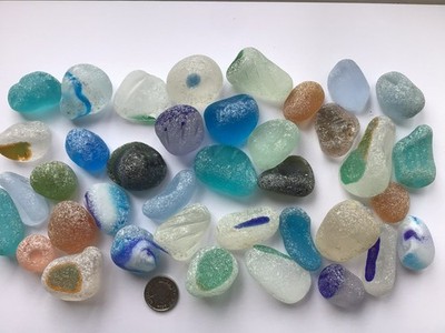 38 bunte, klobige Seeglasstücke/Kieselsteine
