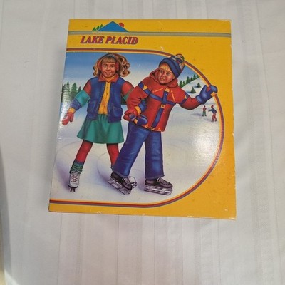 Vintage Lake Placid Girls Size 1 White Ice Figure Skates Model 550 w/ Box