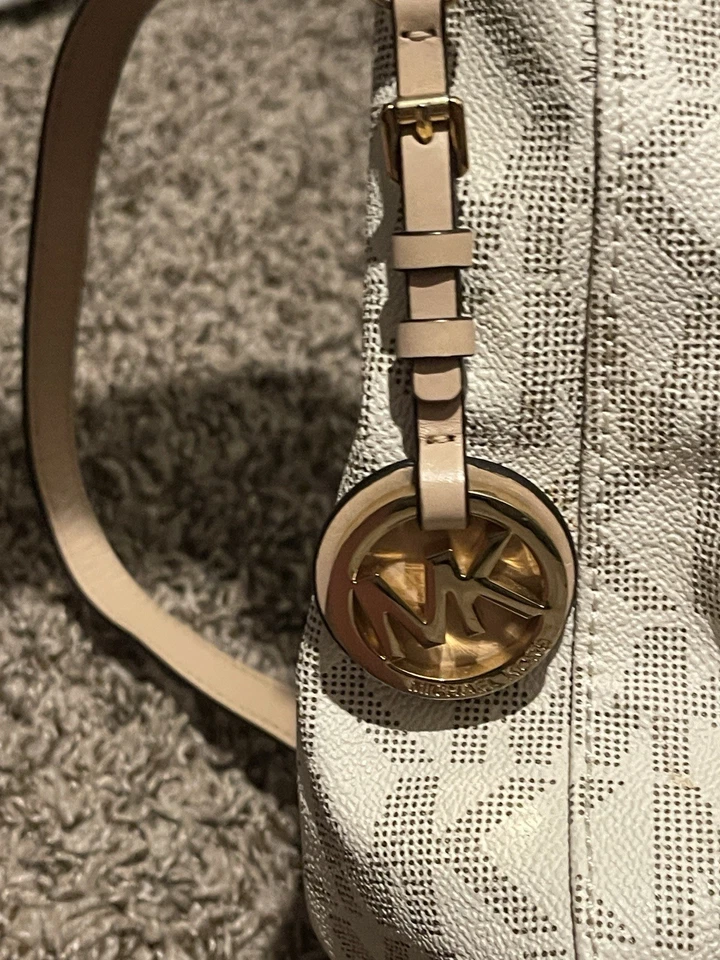 Bandolera mensajera grande de viaje Michael Kors Jet Set Foto 4 de 4