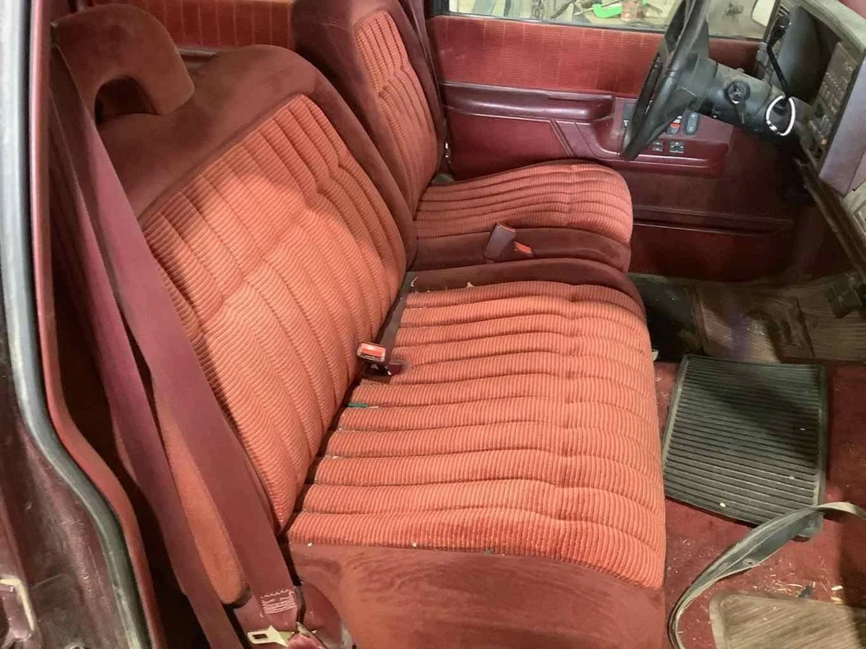 Used Engine Complete Assembly fits: 1992 Chevrolet Suburban 1500 8-350 5.7L VIN - Image 4 of 4