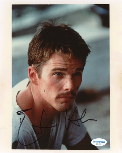 Ethan Hawke AUTOGRAPH - Great Expectation - Signed 10x8 Photo ACOA