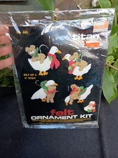Vintage Felt Christmas Ornament Kit Bears And Geese 1985 No 465