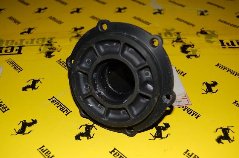 Wasserpumpengehäuse FERRARI 355 456 360 575 612 - water pump cover ...