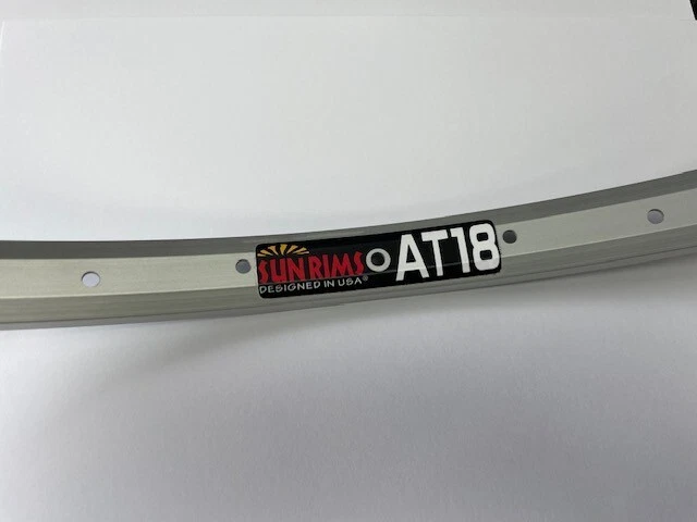 Llanta de aleación Sun Ringle AT18 24 pulgadas plateada 36 agujeros 507 mm SR53 Foto 2 de 2