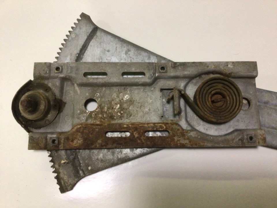 67 Camaro Firebird Puerta Izquierda Ventana Vidrio Regulador para Interior Estándar  Foto 2 de 4