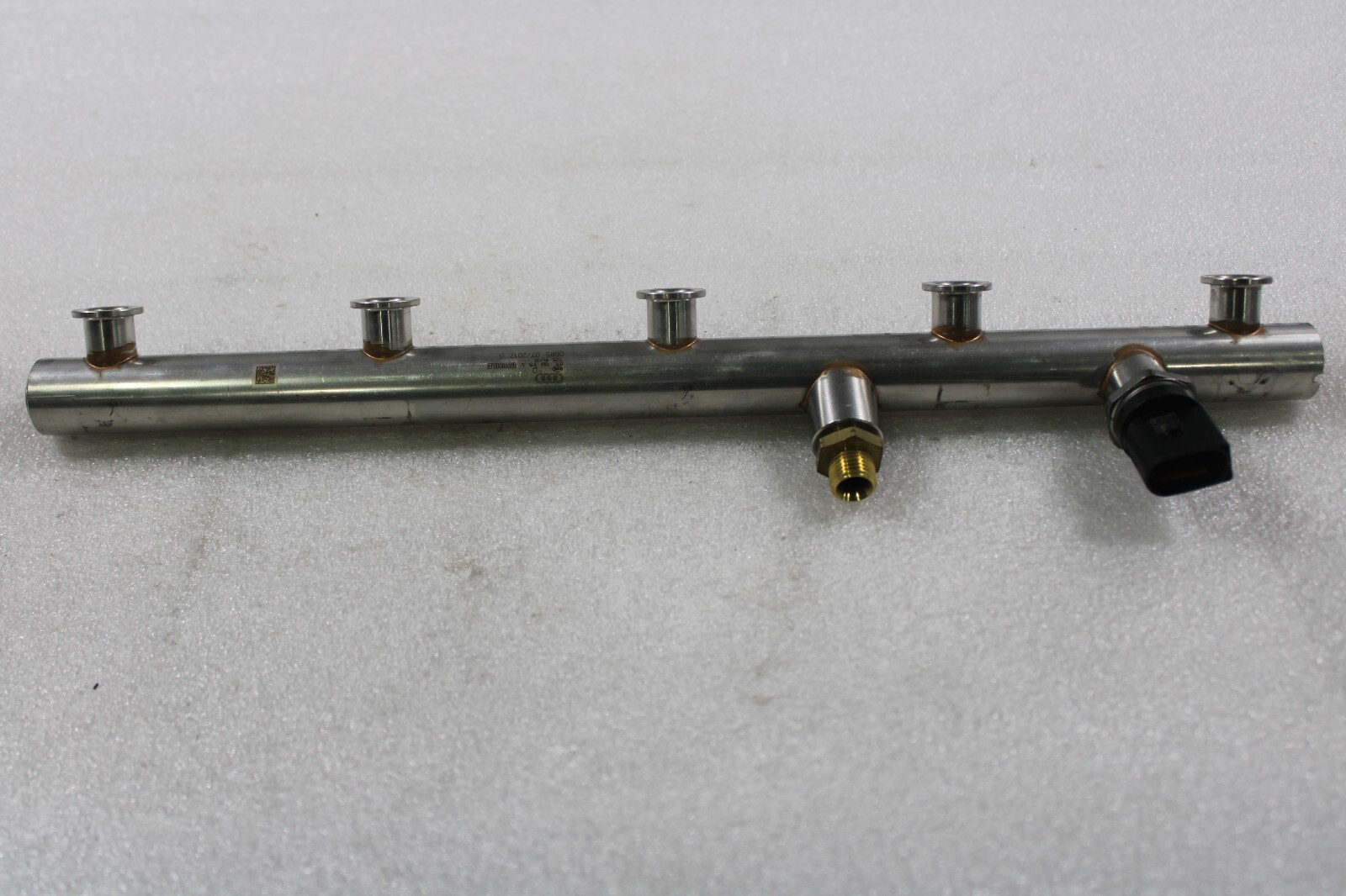 Lamborghini Huracan, LP610, 580, LH, Left, Fuel Rail, Used, P/N 07L133315S