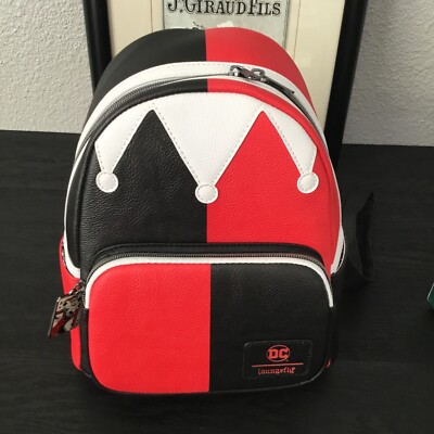 HARLEY QUINN 30TH ANNIVERSARY MINI BACKPACK Loungefly DC Harley Quinn Mini Backpack GameStop Exclusive  main image 4