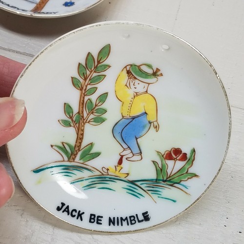 Placas colgantes vintage pintadas a mano de Japón de 3,75 - Imagen 4 de 12