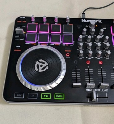 Numark Mixtrack Quad 4-Deck DJ-Controller HQ Audio Interface MID Controller 