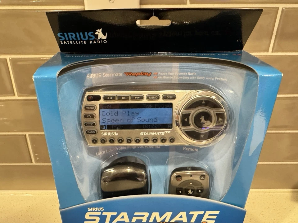 NEW Sirius Starmate Replay Receiver & Car Kit ST2 XM Satellite Radio with Remote - Image 3 of 4