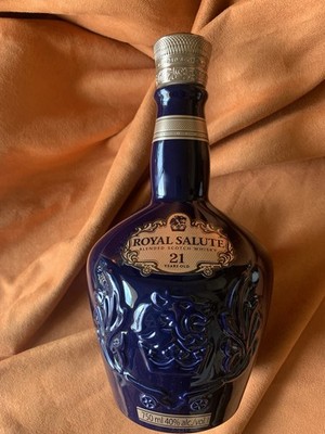 Royal Salute 21 Years Scotch Whisky Empty Bottle Sapphire Flagon with Pouch