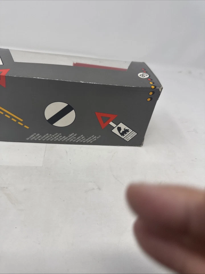 Corgi Classics Mack Truck Guldens Mustard  MIB 1986 - Image 4 of 4