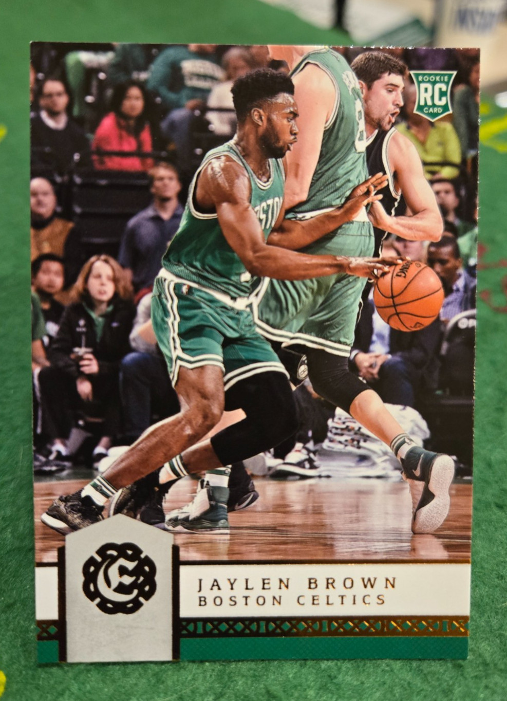 2016-17 Panini Excalibur Basketball - Jaylen Brown Rookie Card #9 (RC)