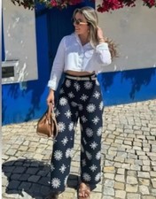 ZARA CONTRAST EMBROIDERED CULOTTES PANTS NAVY BLUE 2731/059 Size Small NWT